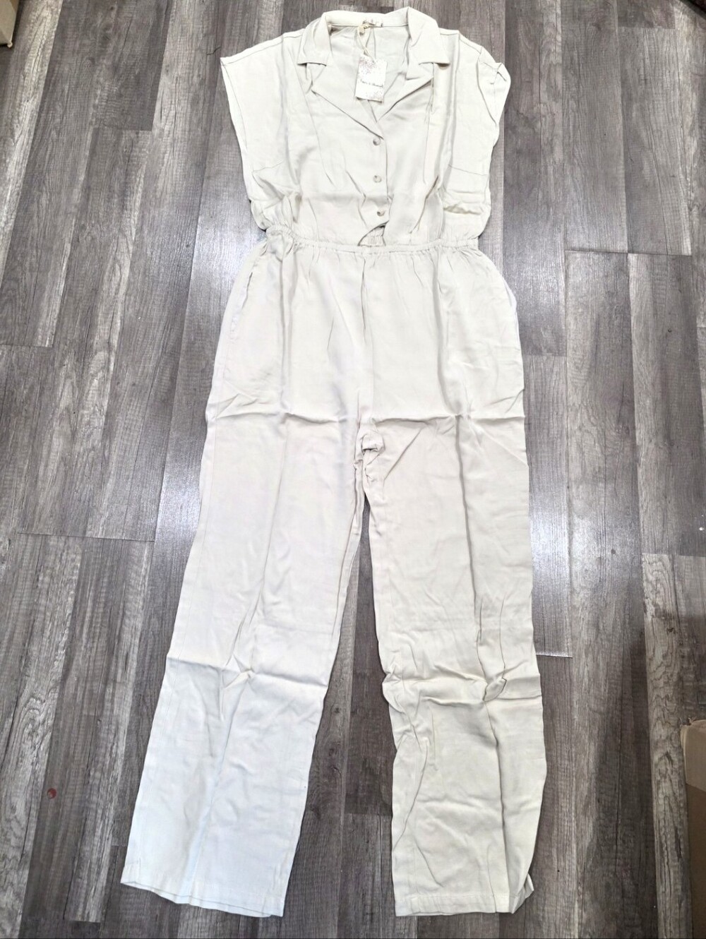 Nwt HEM & THREAD REVOLVE cut Out Linen Women’s Cream Short-Sleeve Jumpsuit Y2K - Picture 11 of 12